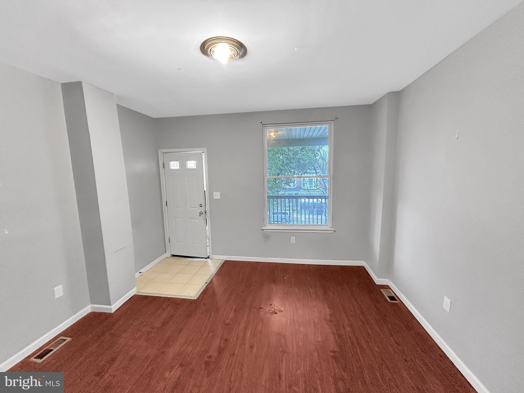 616 Denison Street Baltimore, MD 21229 - Photo 3 of 16 Interior