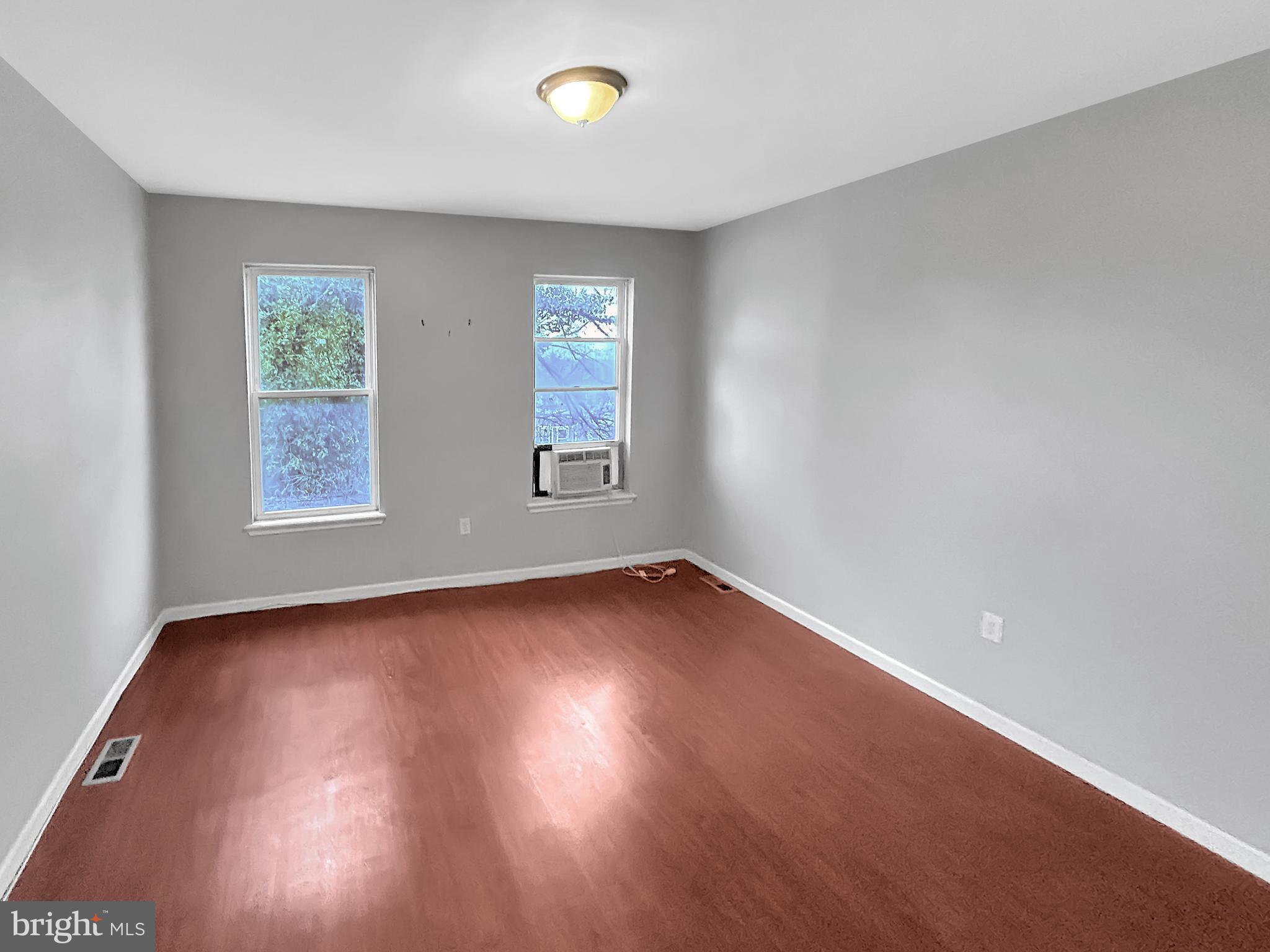 616 Denison Street Baltimore, MD 21229 - Photo 7 of 16 Interior