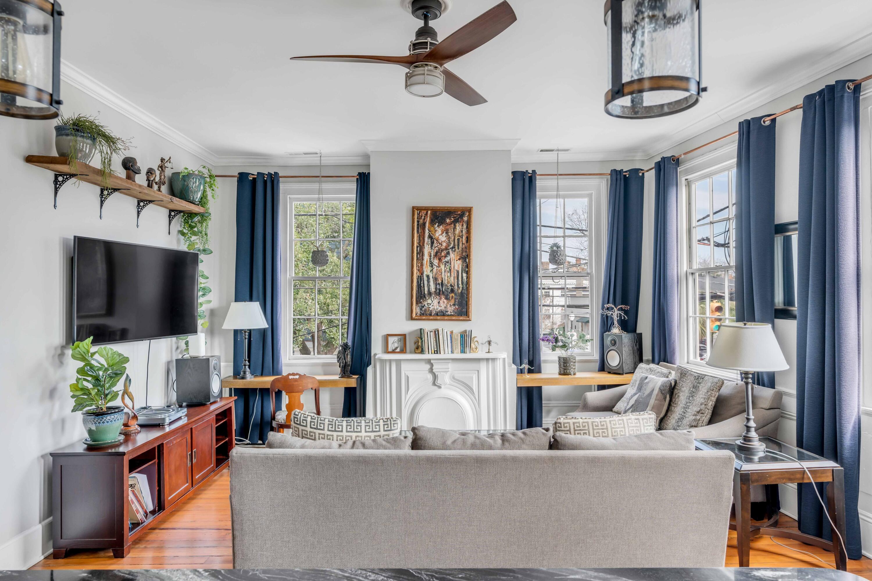 132 Spring Street Charleston, SC 29403 - Photo 5 of 16 IMG_0124