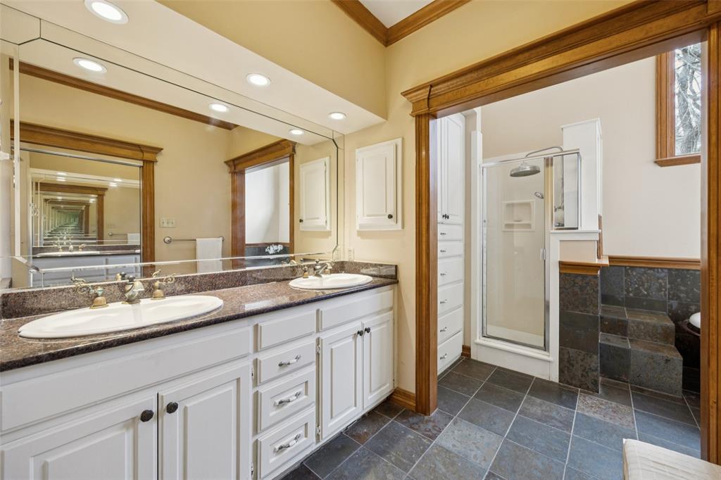 3580 Orr Road Fairview, TX 75002 - Photo 21 of 40 a spacious bathroom with a double vanity sink and a mirror