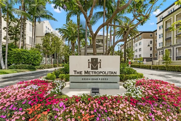 $3,300 | 2243 Martin, Unit 117, Irvine, CA 92612