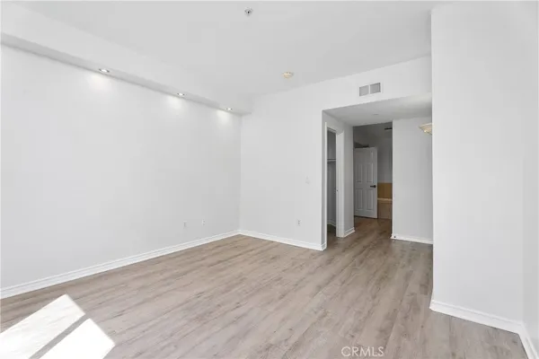 $3,300 | 2243 Martin, Unit 117, Irvine, CA 92612