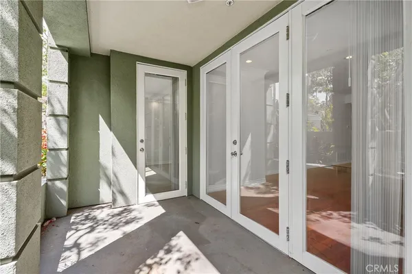 $3,300 | 2243 Martin, Unit 117, Irvine, CA 92612