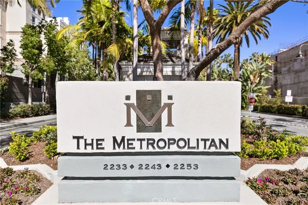$3,300 | 2243 Martin, Unit 117, Irvine, CA 92612