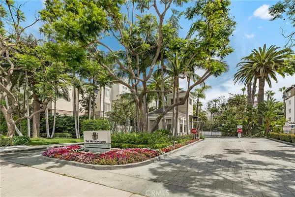$3,300 | 2243 Martin, Unit 117, Irvine, CA 92612