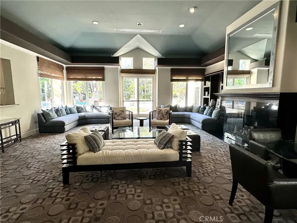 $3,300 | 2243 Martin, Unit 117, Irvine, CA 92612