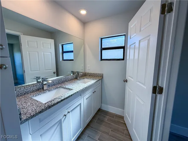 $2,000 | 3716 Southwest 16th Place, Cape Coral, FL 33914