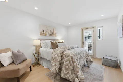 $1,088,000 | 458 Victoria Street, San Francisco, CA 94132