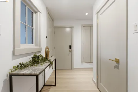 $1,088,000 | 458 Victoria Street, San Francisco, CA 94132