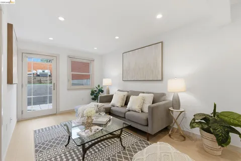 $1,088,000 | 458 Victoria Street, San Francisco, CA 94132