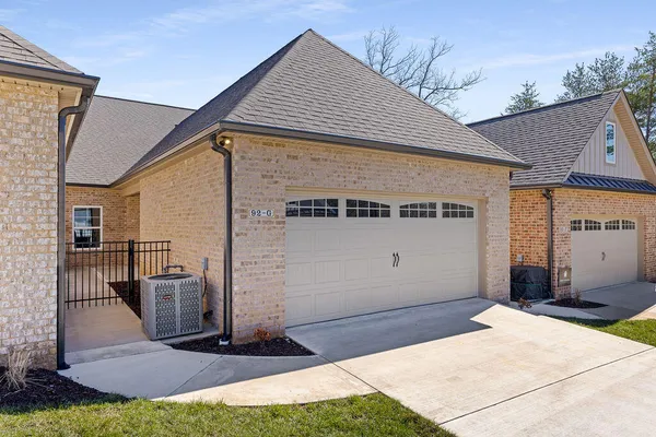 $415,000 | 106 B Founding Way, Unit 28, Lookout Mountain, GA 30750