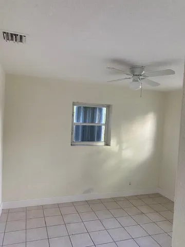 $3,250 | 201 Northeast 14th Avenue, Boynton Beach, FL 33435