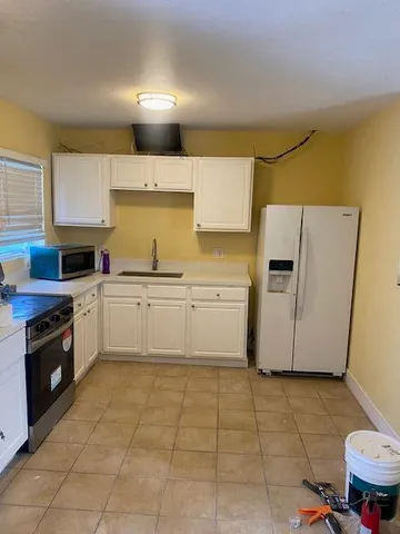 $3,250 | 201 Northeast 14th Avenue, Boynton Beach, FL 33435
