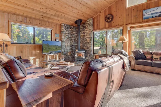 $390,000 | 1090 Canterbury Drive, Kings Beach, CA 96143