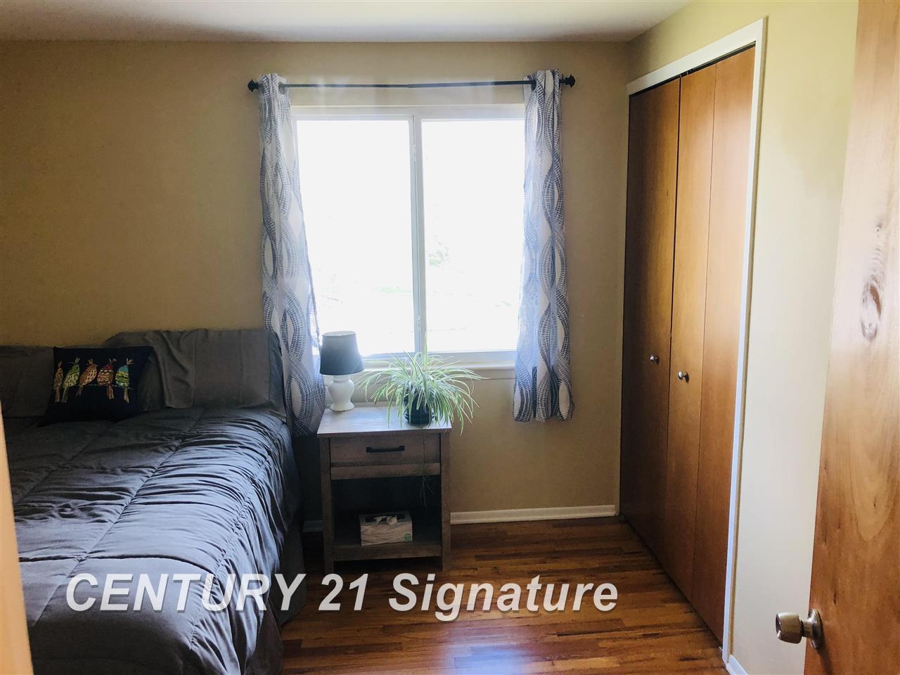 410 Holland Road Flushing, MI 48433 - Photo 13 of 33