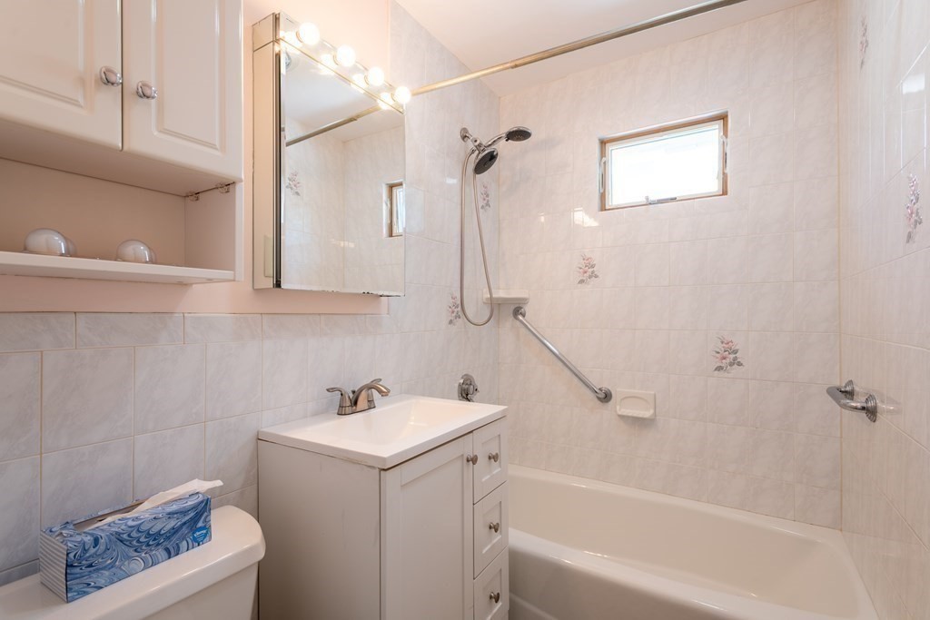 46-48 Waldo Road Arlington, MA 02474 - Photo 4 of 22 Gallery Image 4