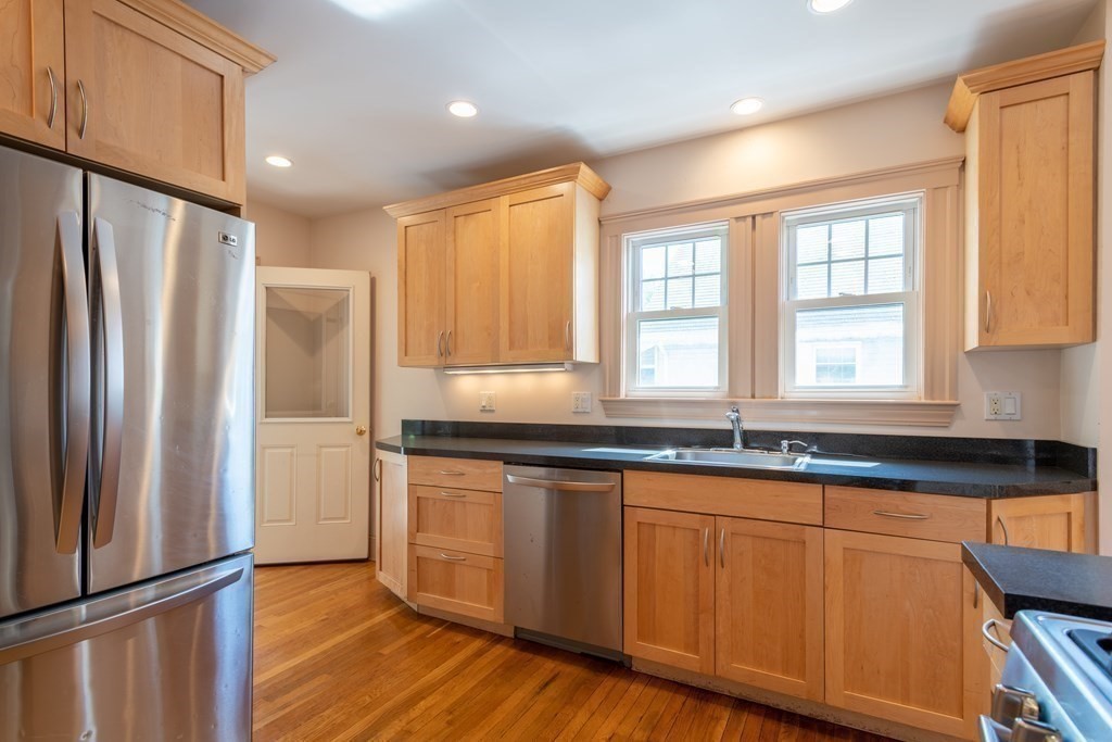 46-48 Waldo Road Arlington, MA 02474 - Photo 6 of 22 Gallery Image 6