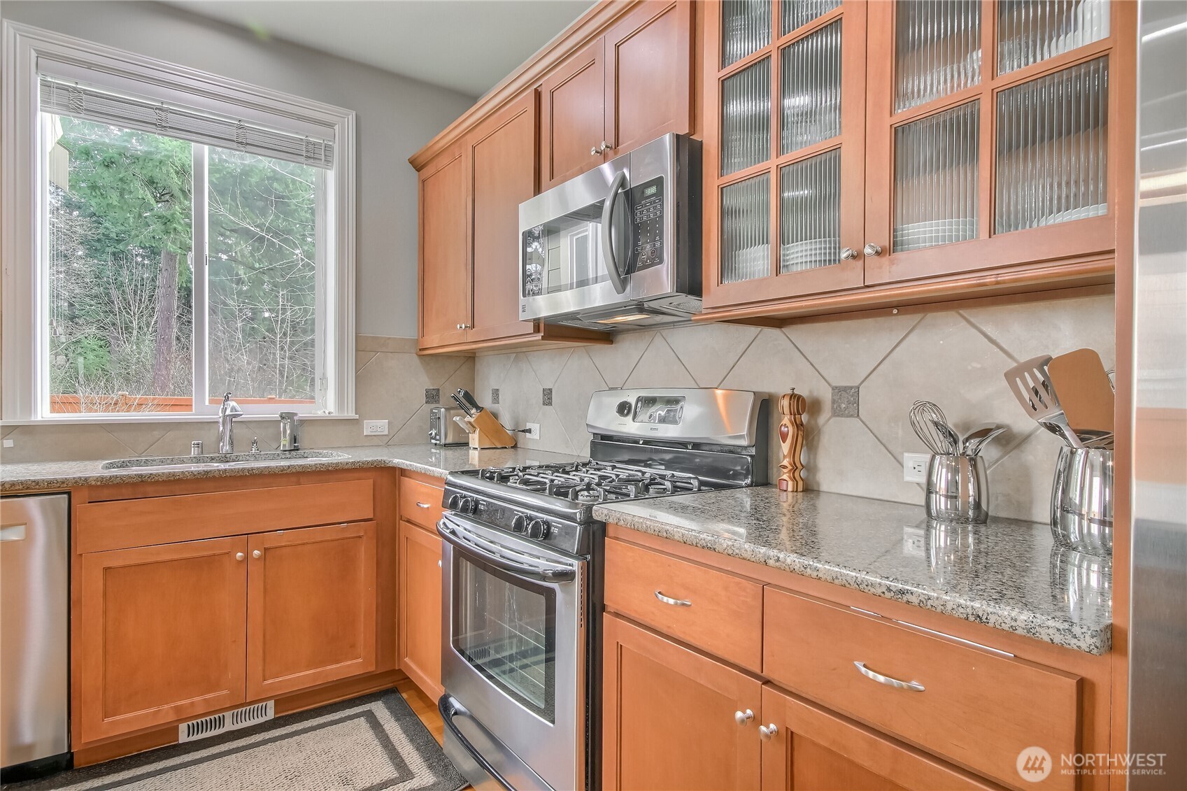 36424 10th Court Southwest Federal Way, WA 98023 - Photo 11 of 39