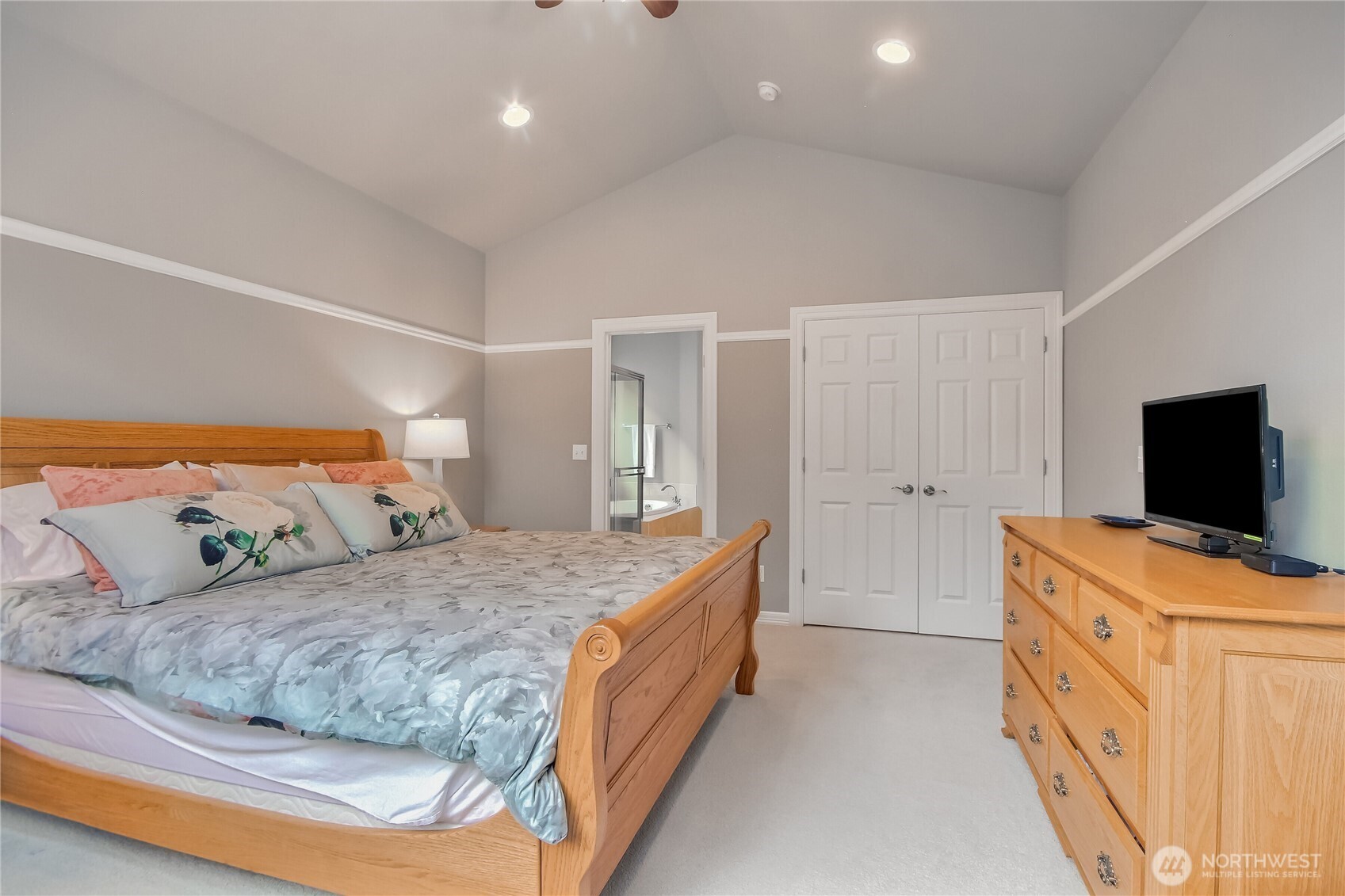 36424 10th Court Southwest Federal Way, WA 98023 - Photo 16 of 39