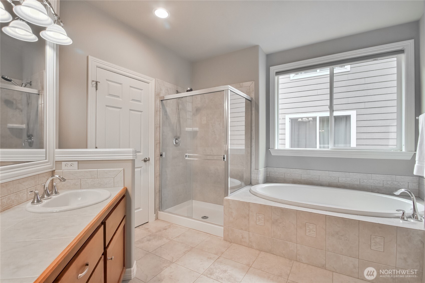 36424 10th Court Southwest Federal Way, WA 98023 - Photo 18 of 39