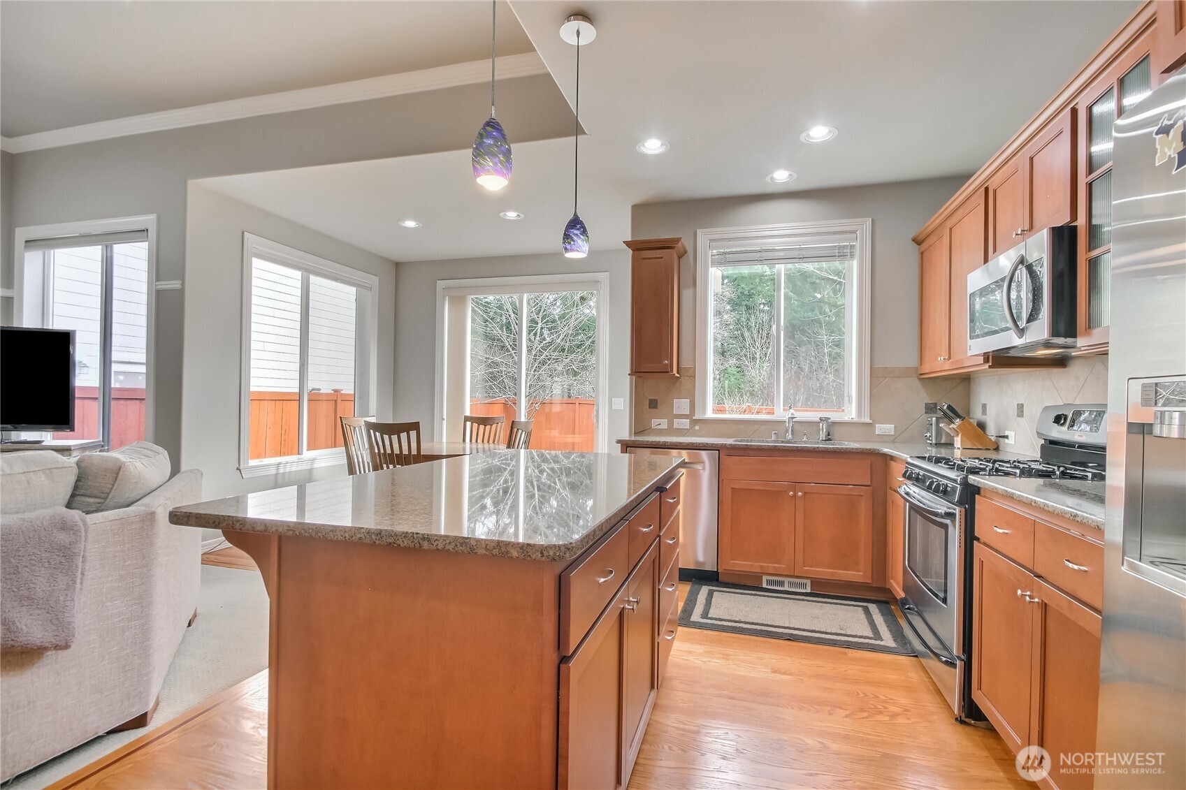 36424 10th Court Southwest Federal Way, WA 98023 - Photo 10 of 39