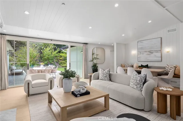 $3,495,000 | 3143 Bonn Drive, Laguna Beach, CA 92651