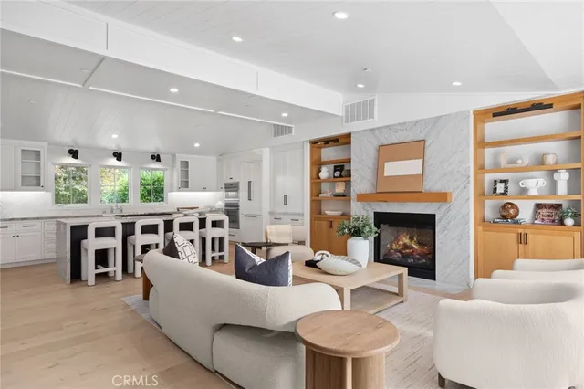 $3,495,000 | 3143 Bonn Drive, Laguna Beach, CA 92651