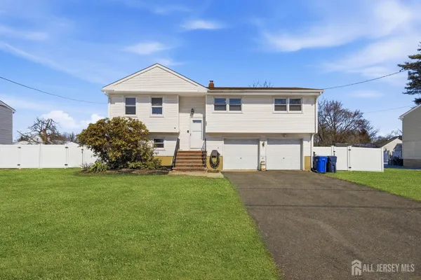 $624,999 | 1427 Seminole Road, North Brunswick, NJ 08902