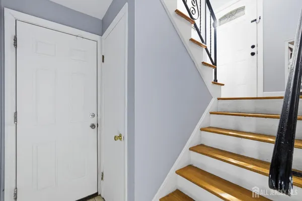 $624,999 | 1427 Seminole Road, North Brunswick, NJ 08902