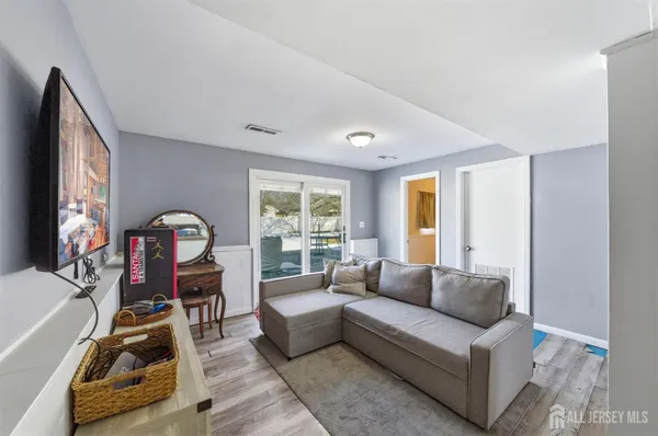 $624,999 | 1427 Seminole Road, North Brunswick, NJ 08902