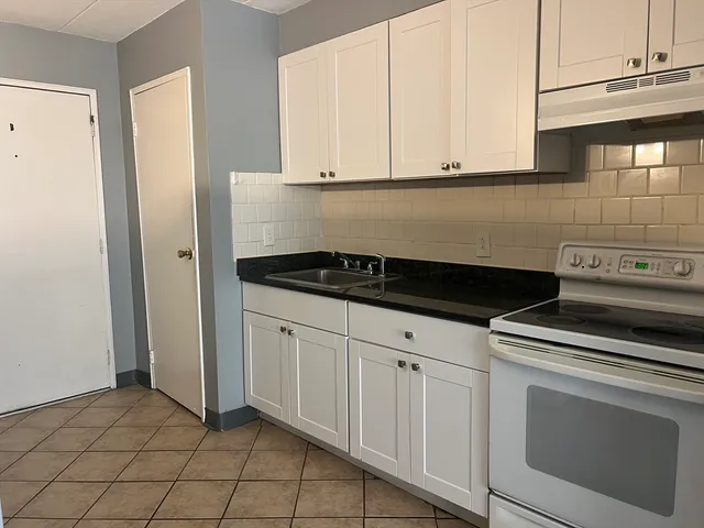 $159,900 | 126 Beaver Street, Unit B121, Framingham, MA 01702