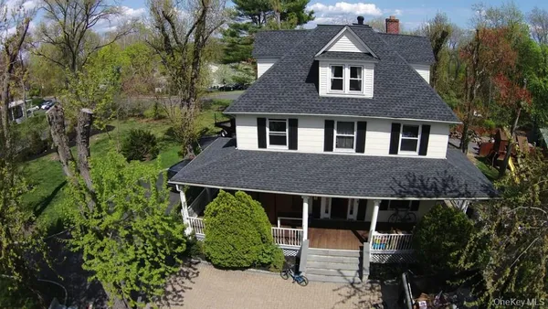 $2,400 | 234 Manor Boulevard, Pearl River, NY 10965