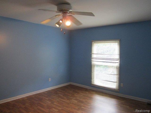 1487 Carriage Lane Rochester, MI 48306 - Photo 9 of 11 IMG_3510.jpg