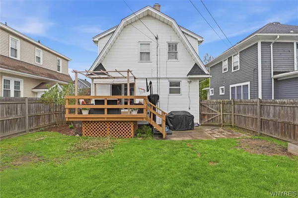 $269,900 | 186 Knowlton Avenue, Tonawanda, NY 14217