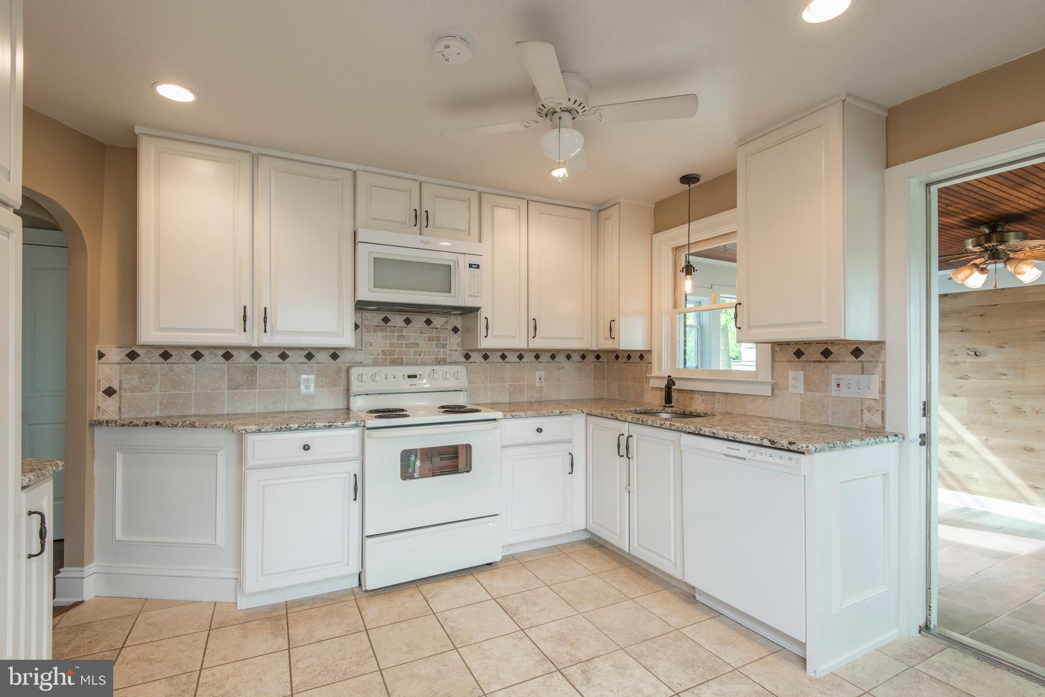 1834 North Pleasantview Road Pottstown, PA 19464 - Photo 9 of 46 Gallery Image 9