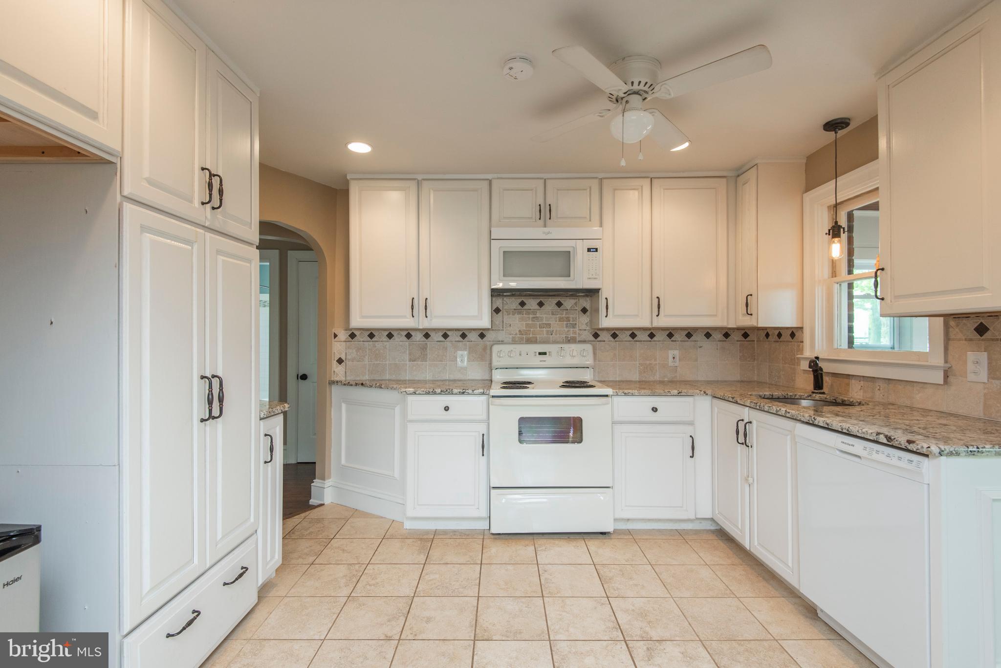 1834 North Pleasantview Road Pottstown, PA 19464 - Photo 10 of 46 Gallery Image 10
