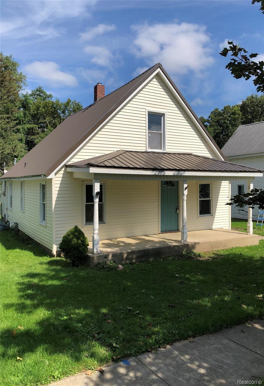 5461 North Street Dryden, MI 48428 - Photo 1 of 14 Front.jpg