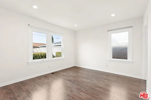 $4,400 | 6531 Arlington Avenue, Los Angeles, CA 90043