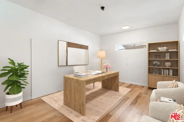 $4,400 | 6531 Arlington Avenue, Los Angeles, CA 90043