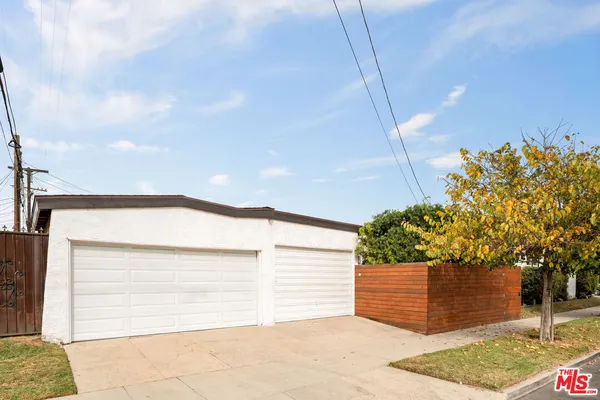 $4,400 | 6531 Arlington Avenue, Los Angeles, CA 90043