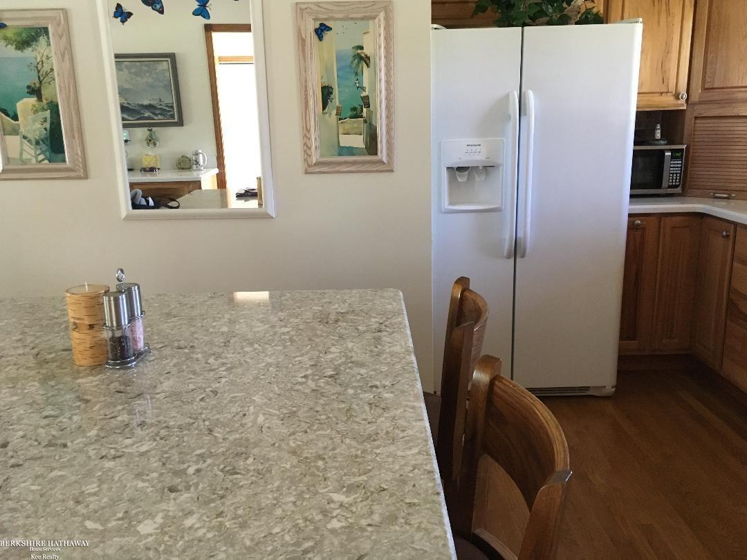 7214 Flamingo Road Algonac, MI 48001 - Photo 15 of 42