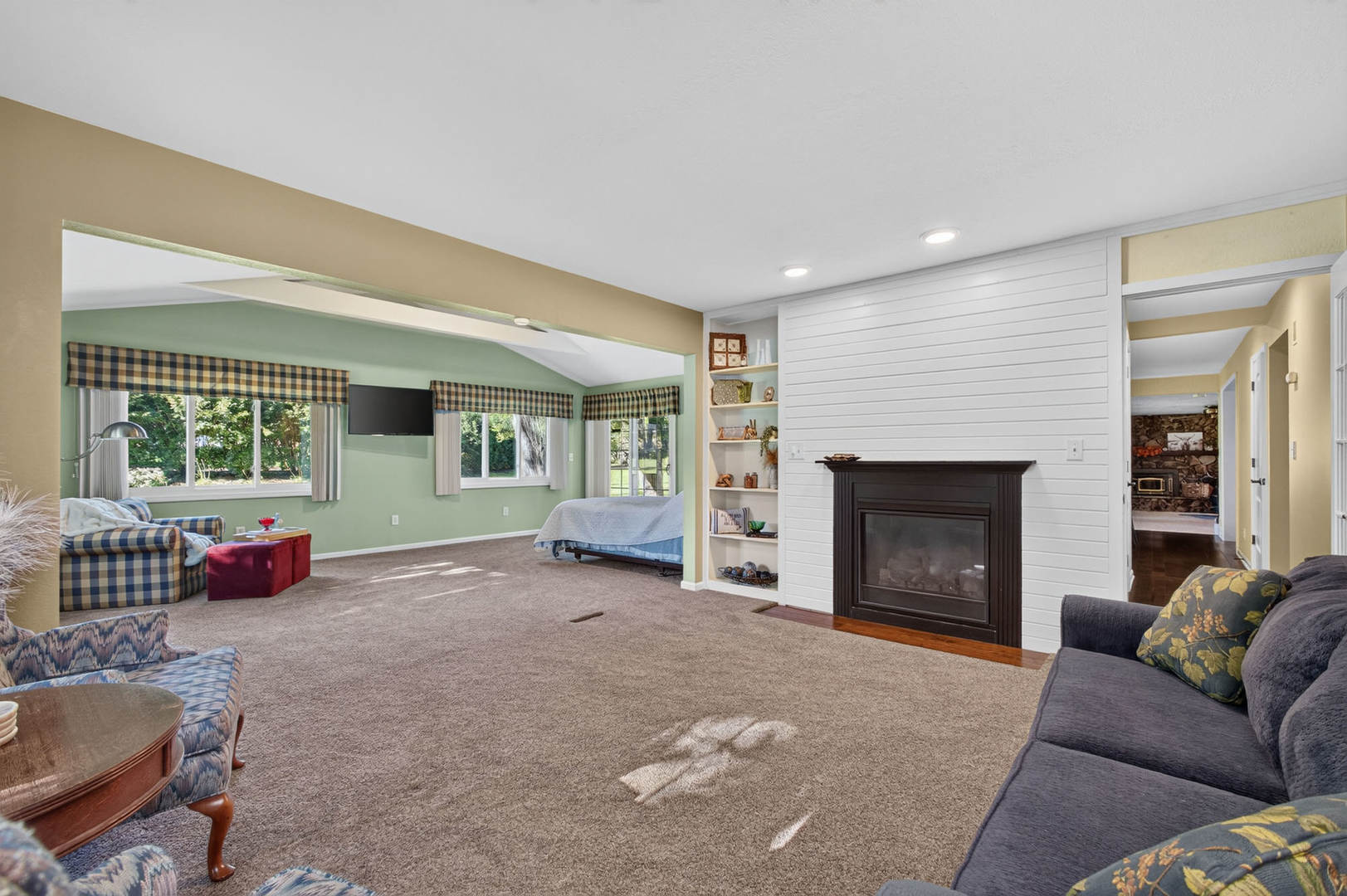 5079 Coachman Road Bettendorf, IA 52722 - Photo 18 of 41 Gallery Image 18