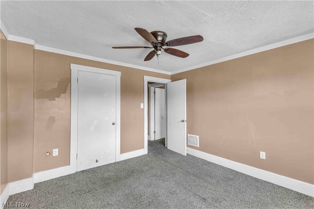 422 5th Street Struthers, OH 44471 - Photo 15 of 18