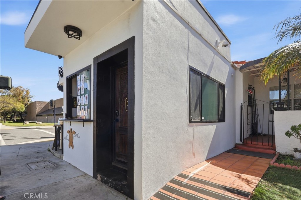 1540 East Wardlow Road Long Beach, CA 90807 - Photo 20 of 38 a view of an entryway of the house
