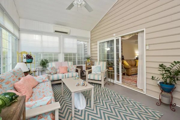 $440,000 | 35 Buckingham Common, Waynesboro, VA 22980