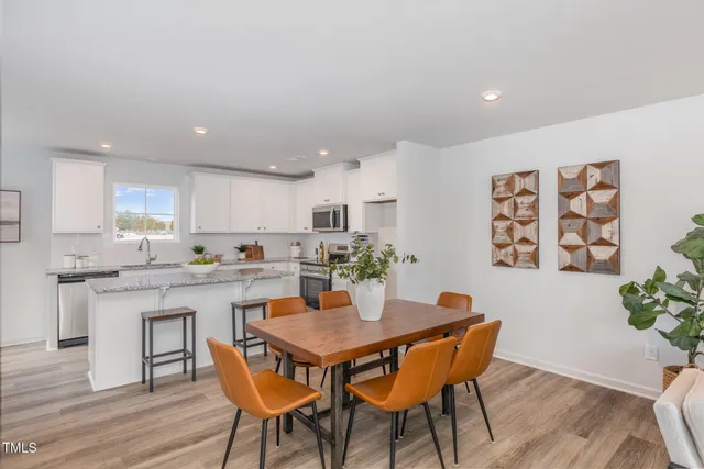 $2,295 | 260 Johnson Rdg Way, Unit 1, Four Oaks, NC 27524