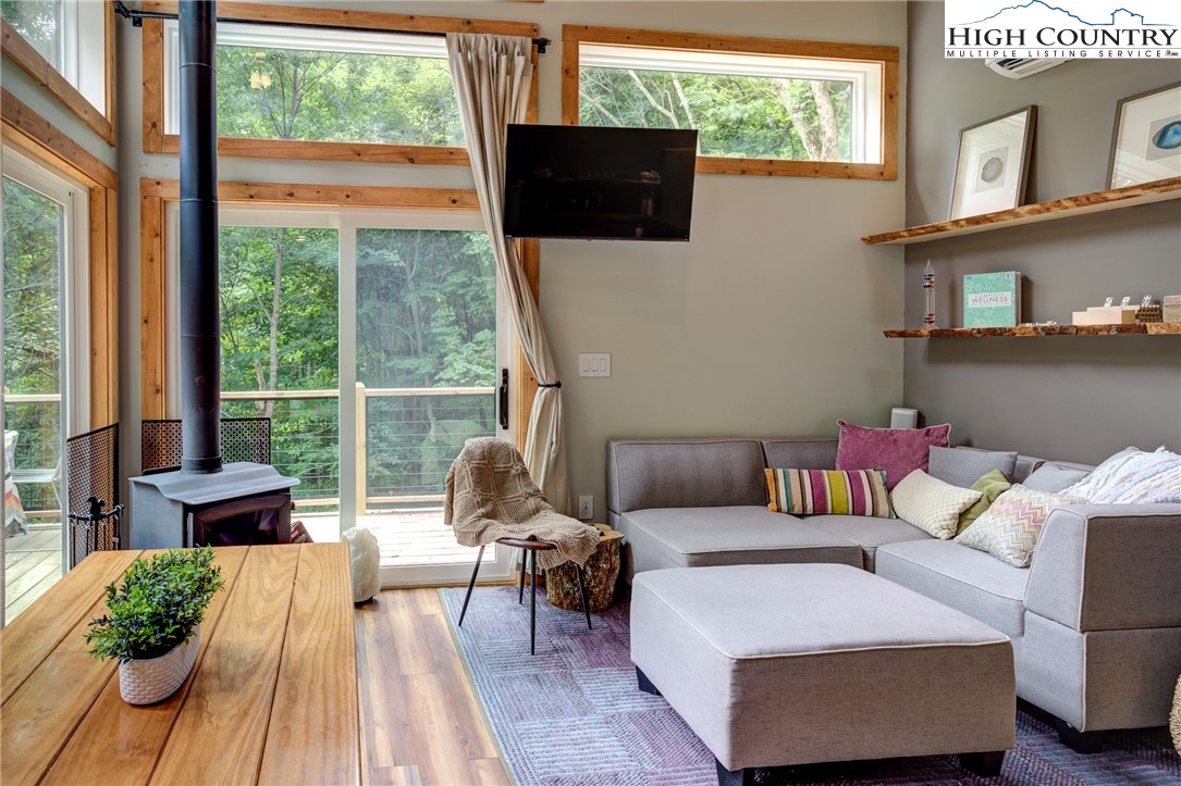 145 Rabbit Run Road Boone, NC 28607 - Photo 4 of 39