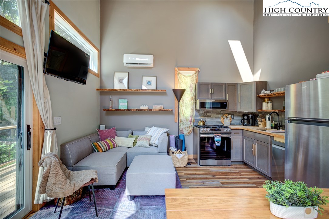 145 Rabbit Run Road Boone, NC 28607 - Photo 7 of 39