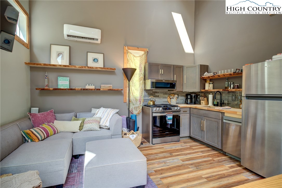 145 Rabbit Run Road Boone, NC 28607 - Photo 8 of 39