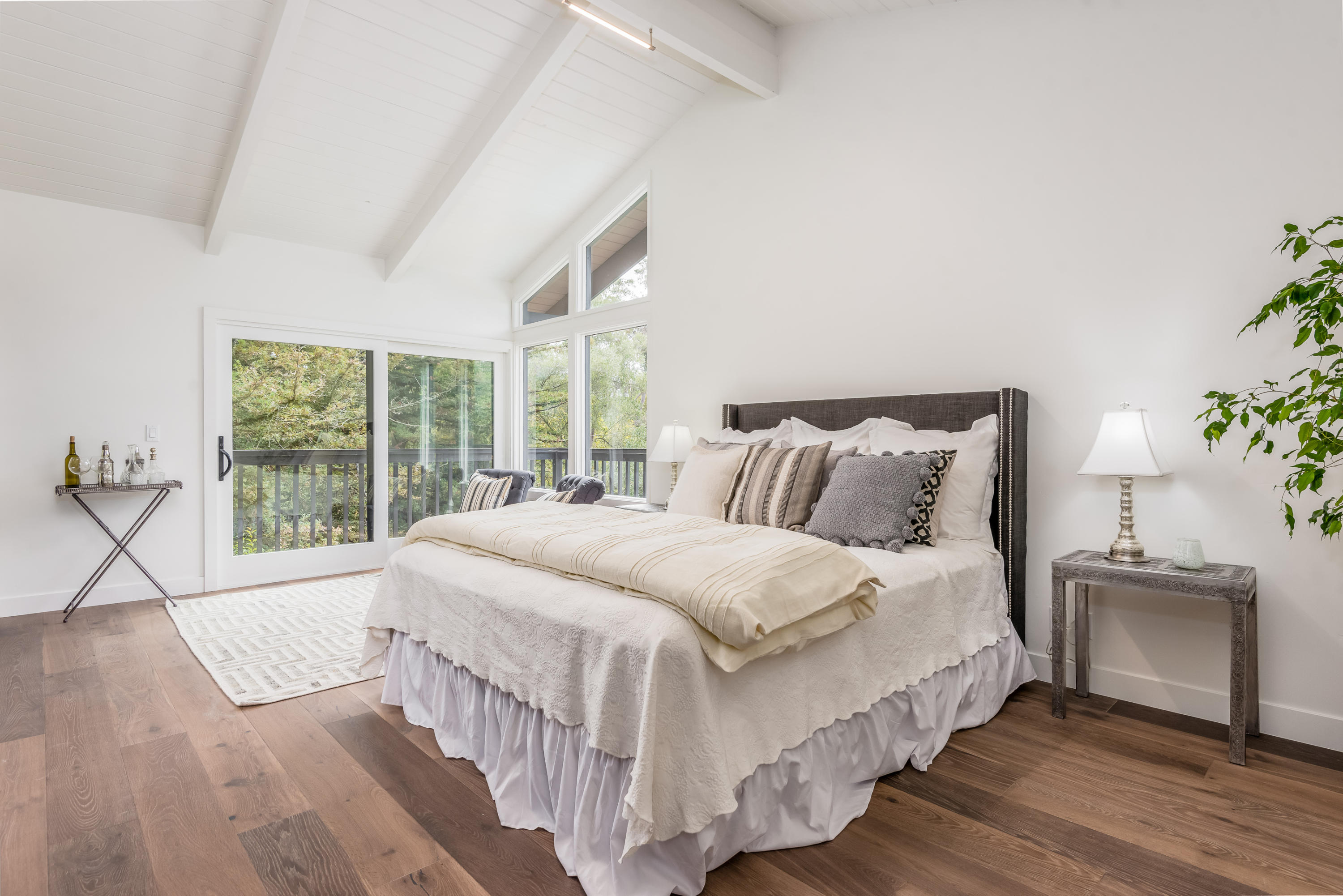 925 El Rancho Road Santa Barbara, CA 93108 - Photo 8 of 20 a bedroom with a bed and a large window